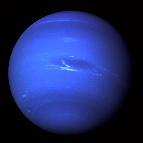 600px-Neptune Full